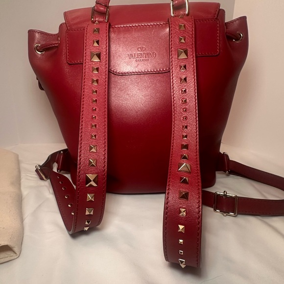 Valentino Bold Red Leather Backpack - Picture 3 of 8